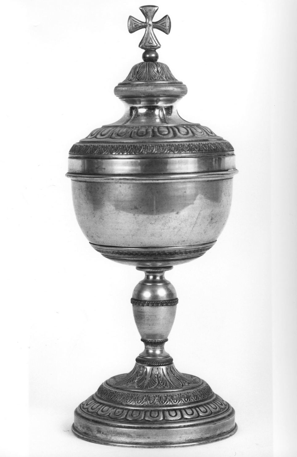 pisside - bottega toscana (seconda metà sec. XIX)