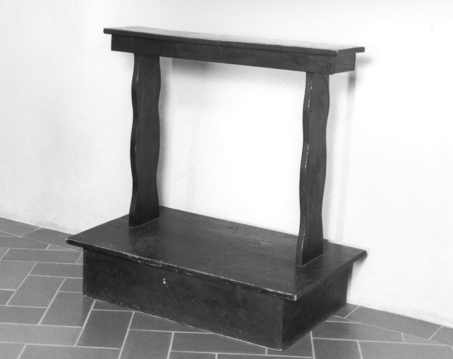 inginocchiatoio, opera isolata - bottega toscana (prima metà sec. XIX)