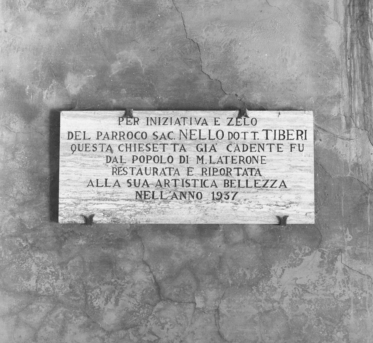 lapide commemorativa - bottega toscana (sec. XX)