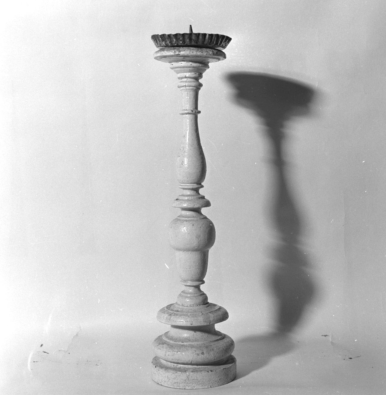 candeliere, serie - bottega toscana (secc. XVI/ XVII)