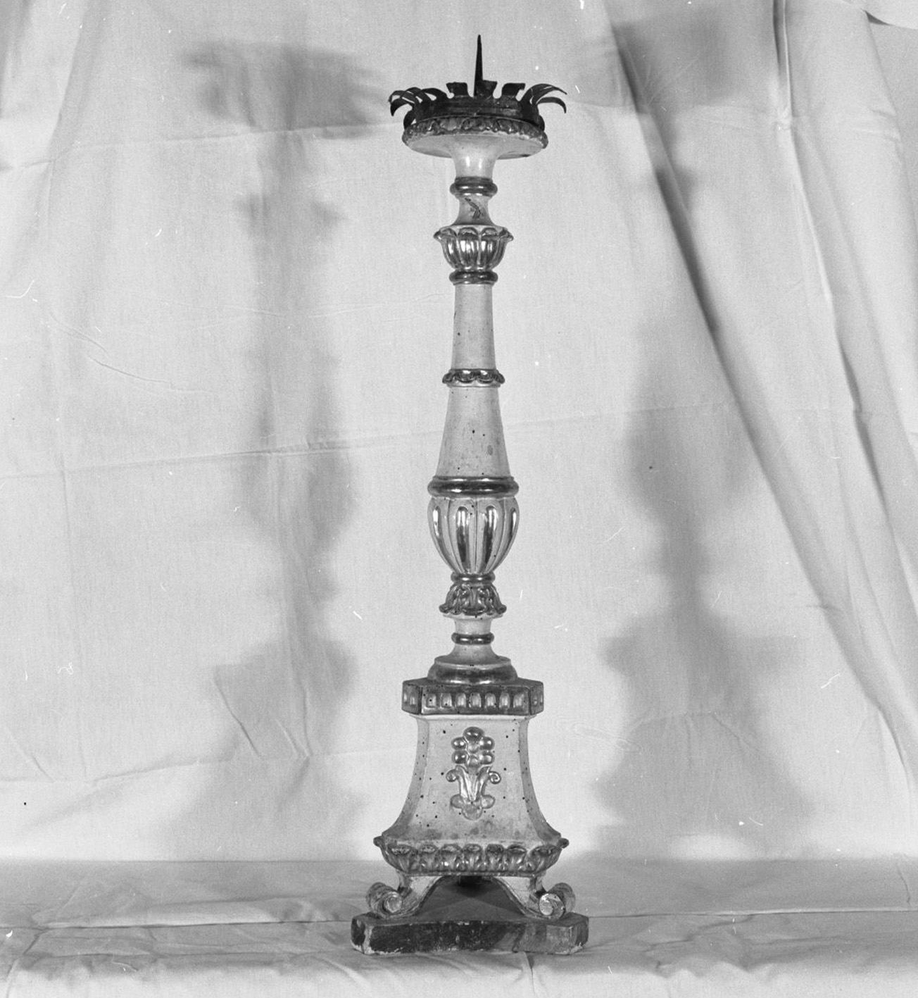 candeliere, serie - bottega toscana (sec. XVIII)