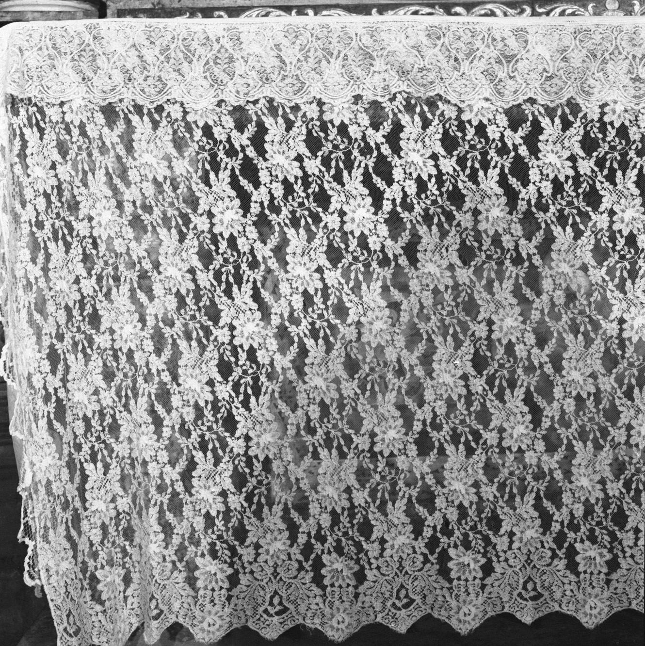 tovaglia d'altare - manifattura francese (sec. XVIII)