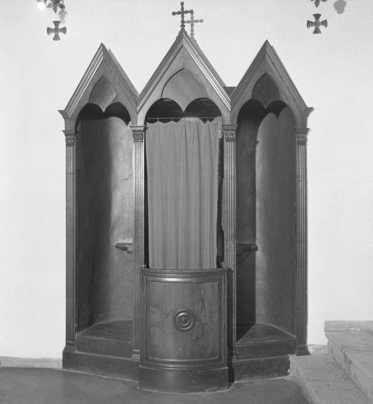 confessionale, serie - bottega toscana (sec. XIX)