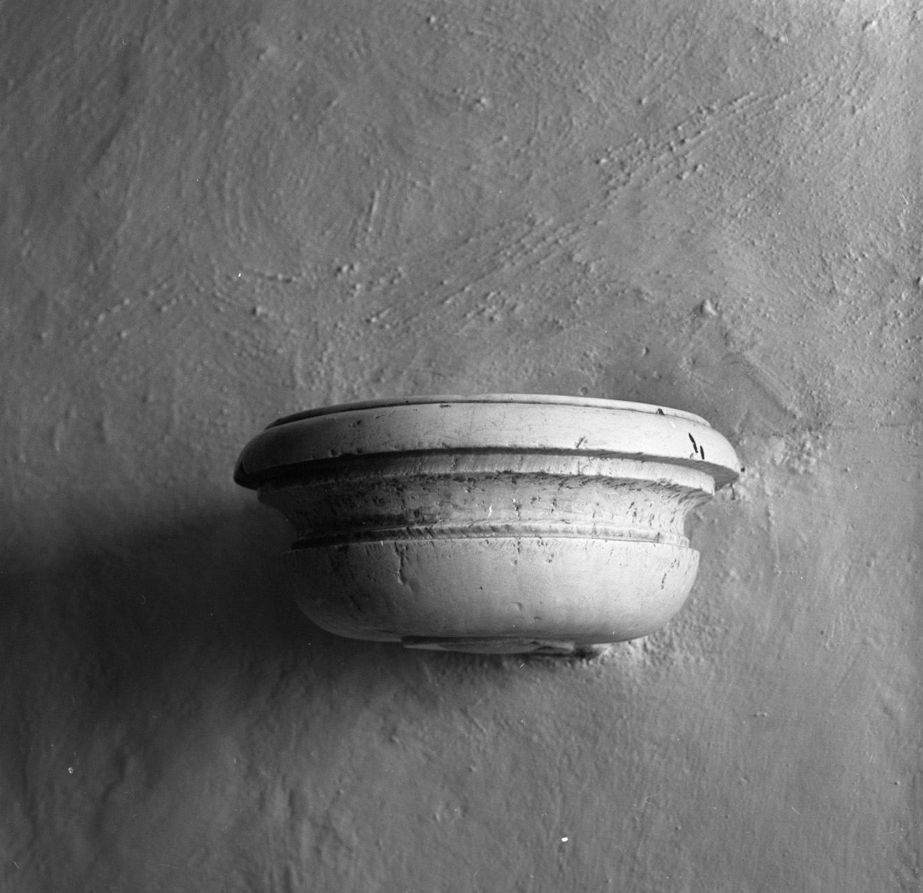 acquasantiera - bottega toscana (sec. XVII)