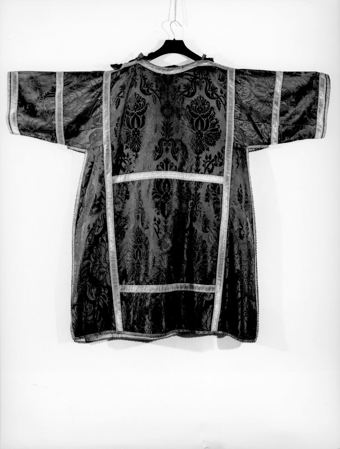 tunicella - manifattura italiana (prima metà sec. XVII)