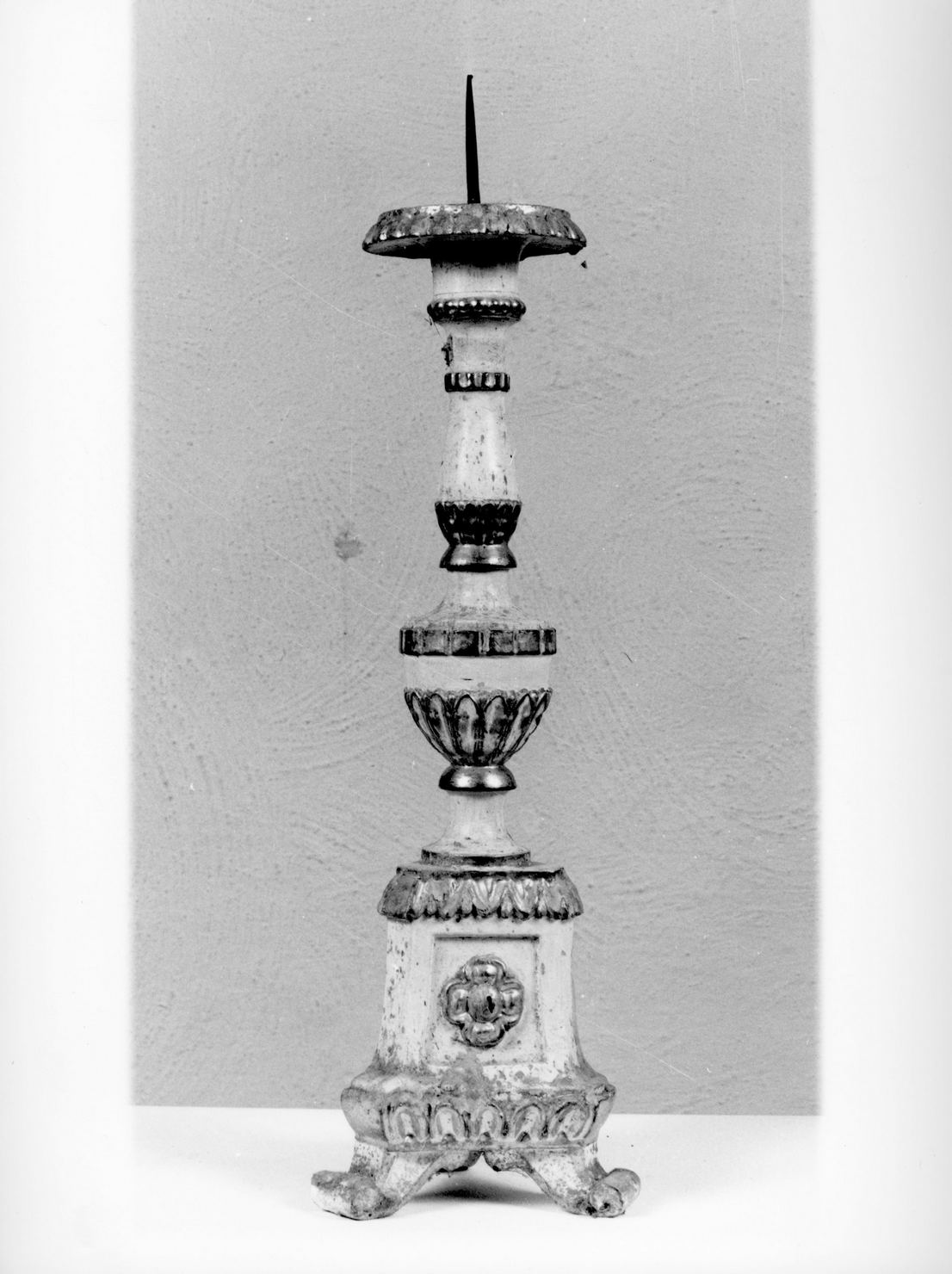 candeliere, serie - bottega toscana (seconda metà sec. XIX)