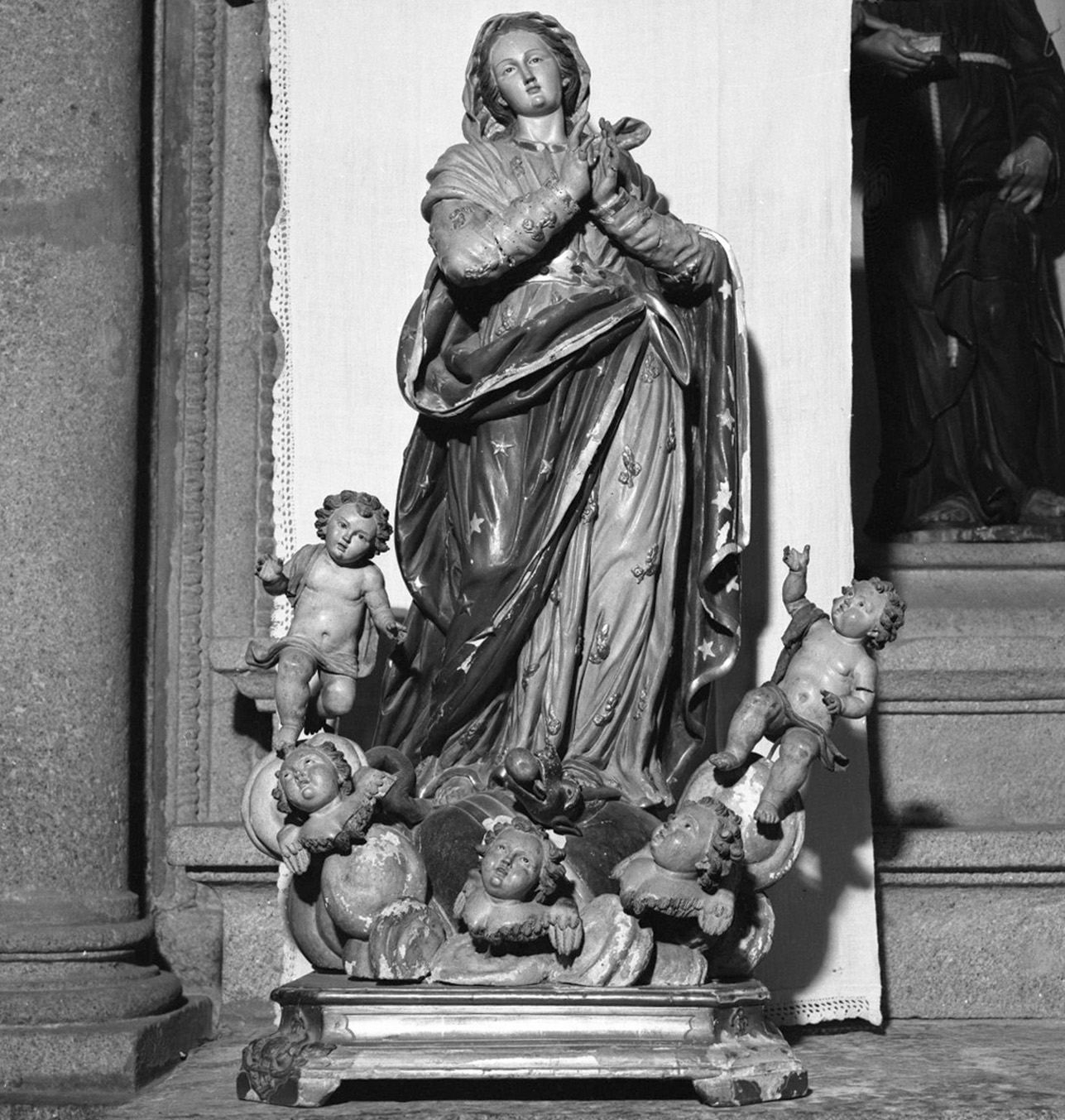 Madonna con angeli (statua) - ambito romano (sec. XVII)