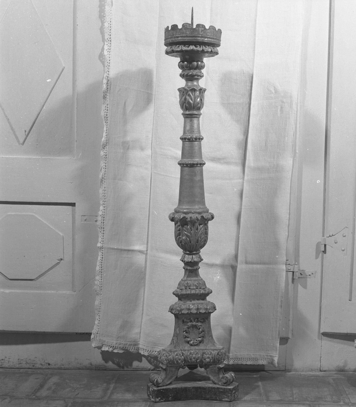 candeliere, serie - bottega toscana (sec. XIX)