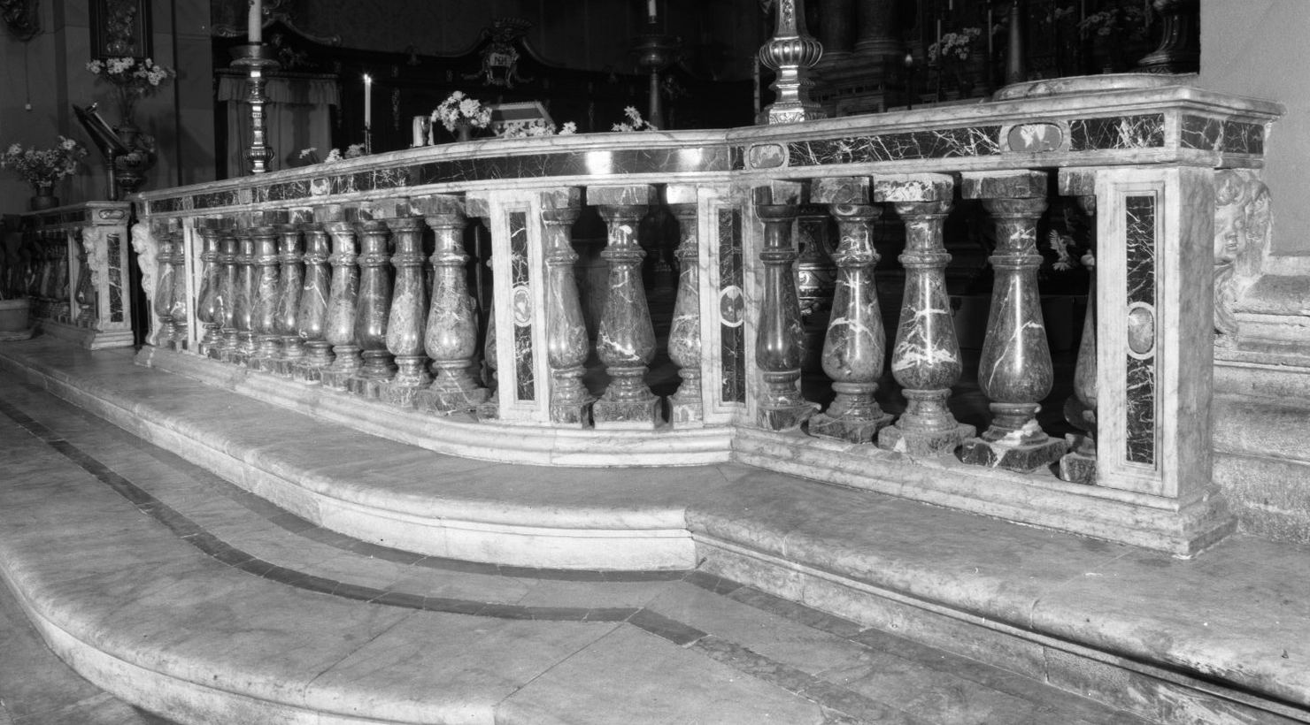 balaustrata di Mazzuoli Francesco (sec. XVII)