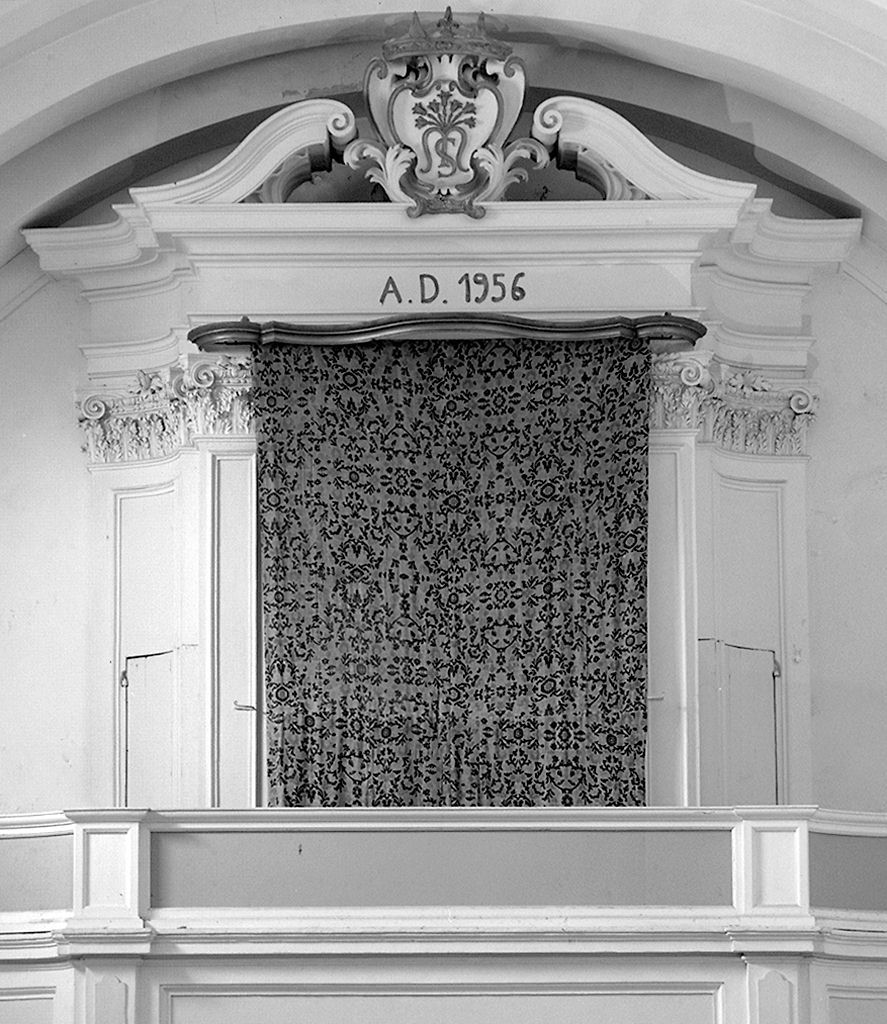 cassa d'organo, elemento d'insieme di Pozzo Andrea (sec. XVIII)