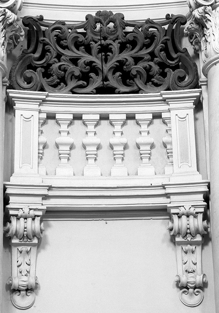 motivi decorativi a girali vegetali (grata, serie) - bottega senese (primo quarto sec. XVIII)