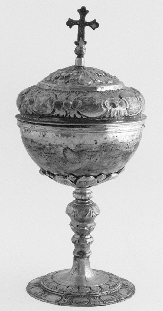 motivi decorativi vegetali (pisside) - bottega toscana (secc. XVII/ XVIII)