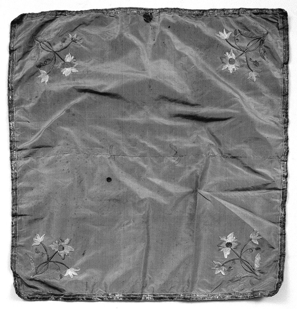 motivi decorativi floreali (velo di calice, elemento d'insieme) - manifattura italiana (sec. XIX)