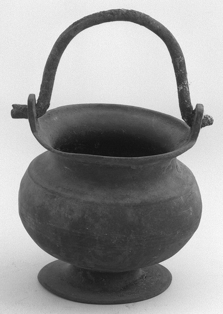 secchiello per l'acqua benedetta, elemento d'insieme - bottega toscana (sec. XVII)