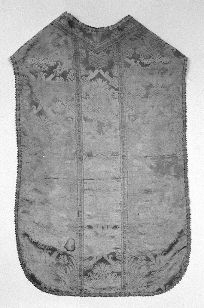 motivi decorativi vegetali stilizzati (pianeta, elemento d'insieme) - manifattura italiana (seconda metà sec. XVI)