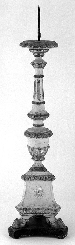 candeliere d'altare, serie - bottega toscana (secc. XVIII/ XIX)