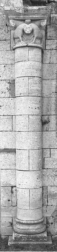 animali fantastici (semicapitello, elemento d'insieme) - ambito lombardo (sec. XII)