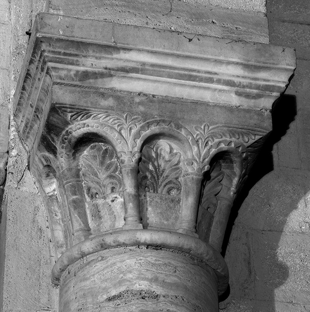 semicapitello, elemento d'insieme - ambito lombardo (sec. XII)