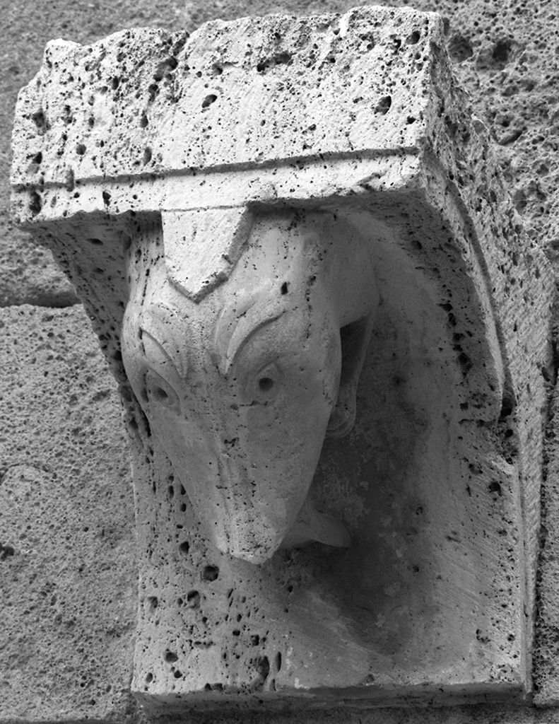 mensola, elemento d'insieme - ambito lombardo (sec. XII)