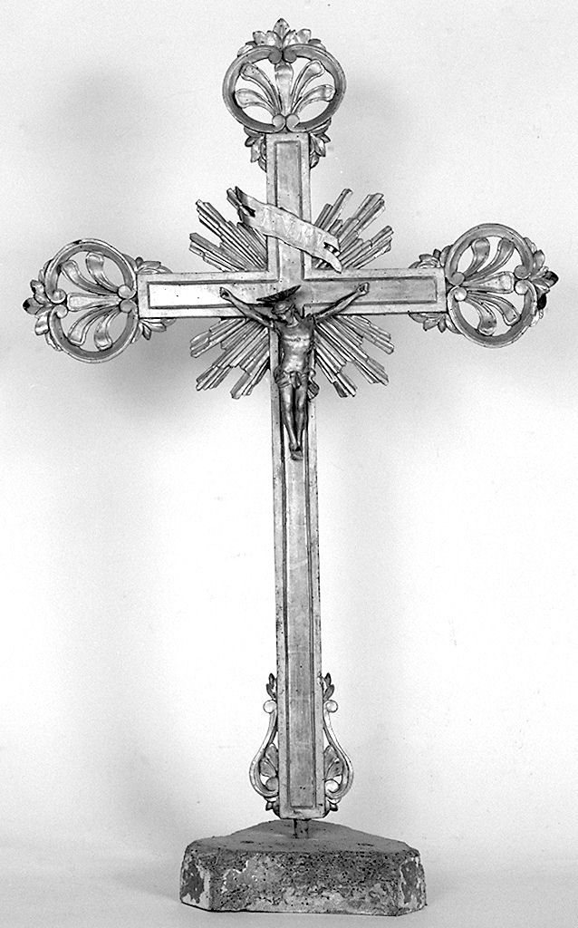 Cristo crocifisso (croce d'altare, elemento d'insieme) - bottega toscana (prima metà sec. XIX)