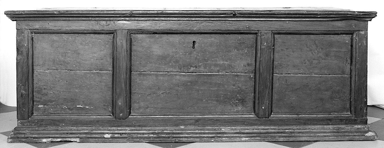 cassone - bottega toscana (secc. XVII/ XVIII)