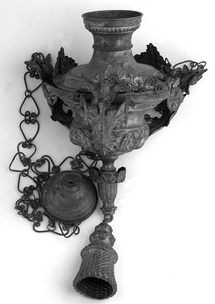 motivi decorativi vegetali con putti alati (lampada pensile) - bottega toscana (sec. XIX)