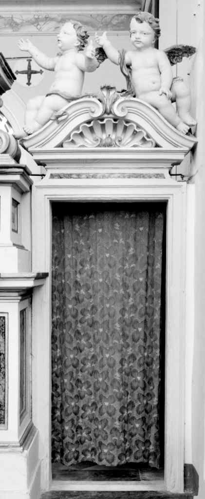 angeli (mostra di porta, serie) - ambito toscano (sec. XVIII)