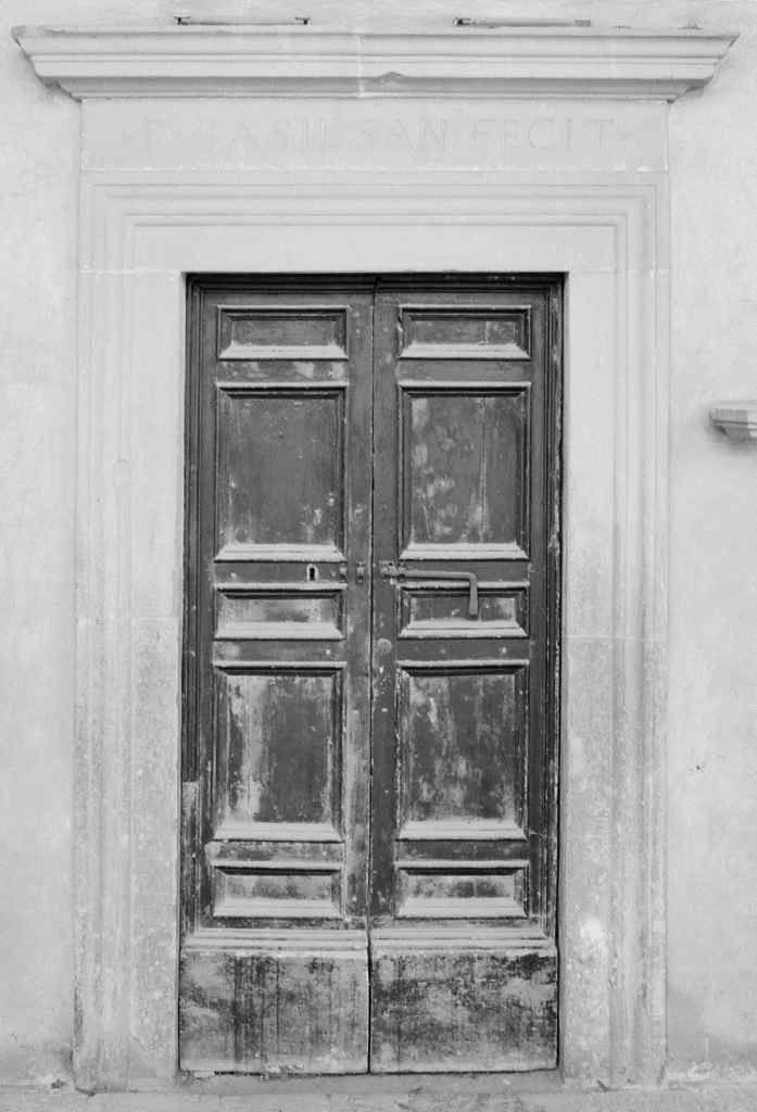 mostra di porta, elemento d'insieme - bottega toscana (ultimo quarto sec. XVI)