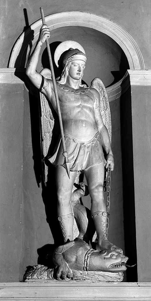 San Michele Arcangelo combatte il drago (statua, elemento d'insieme) di Rossi Antonio (sec. XIX)