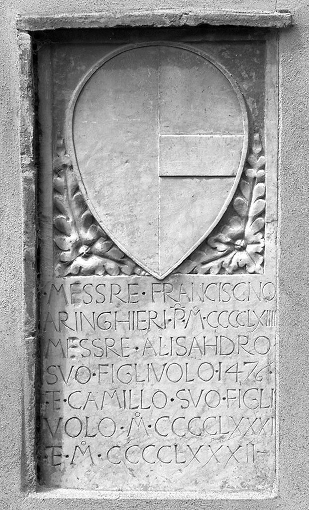 stemma gentilizio della famiglia Aringhieri (rilievo) - bottega senese (sec. XV)