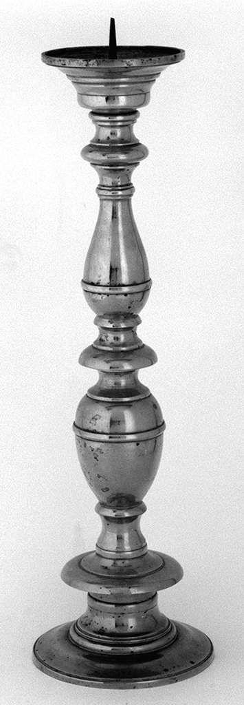 candeliere d'altare, serie - produzione italiana (primo quarto sec. XIX)