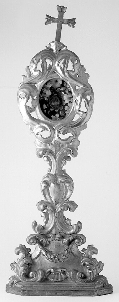 motivi decorativi vegetali stilizzati (reliquiario - a ostensorio, serie) - bottega toscana (prima metà sec. XIX)