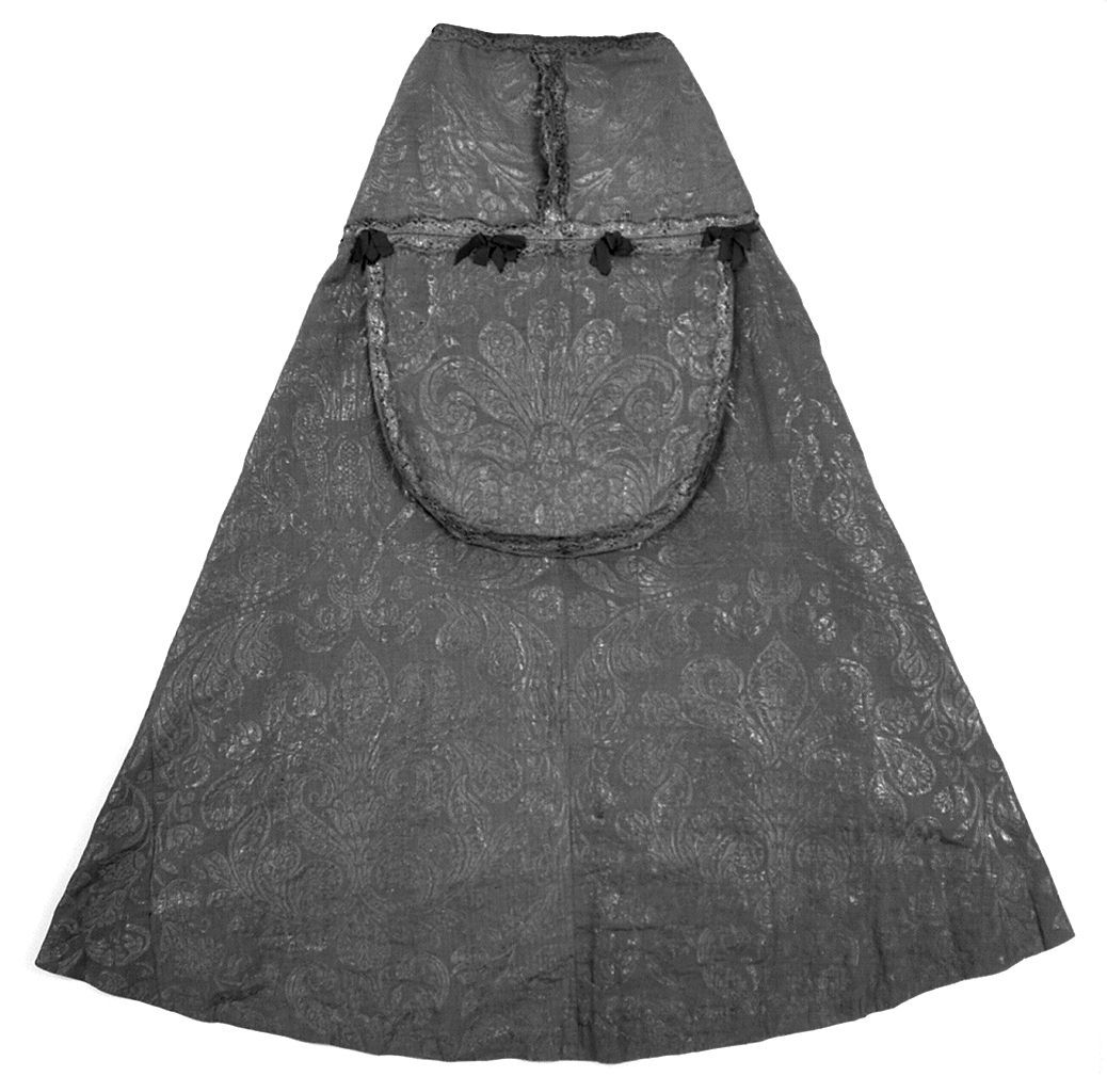 motivi decorativi vegetali stilizzati (piviale, elemento d'insieme) - produzione italiana (sec. XVII)