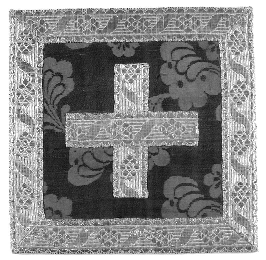 motivi decorativi vegetali stilizzati (borsa del corporale, elemento d'insieme) - manifattura italiana (secc. XVIII/ XIX)