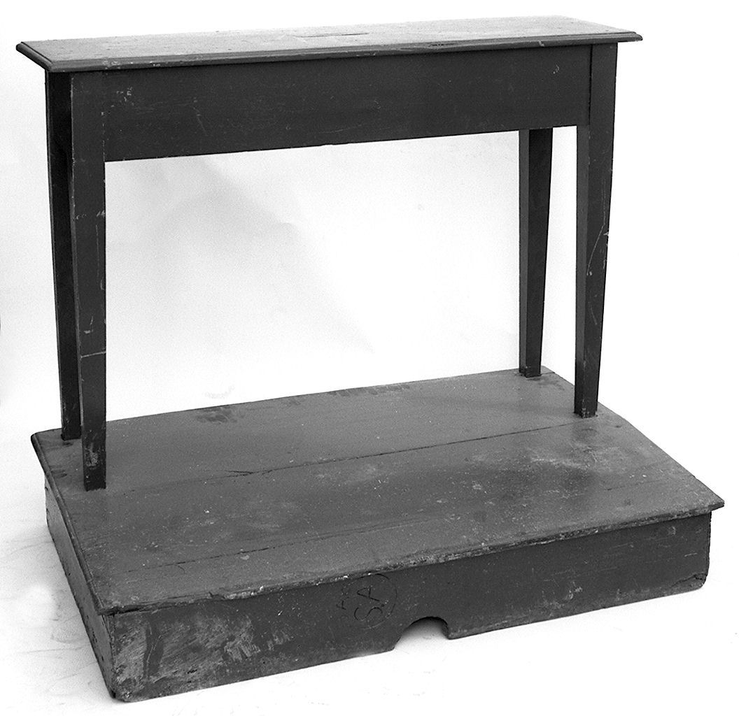 inginocchiatoio - bottega toscana (prima metà sec. XIX)