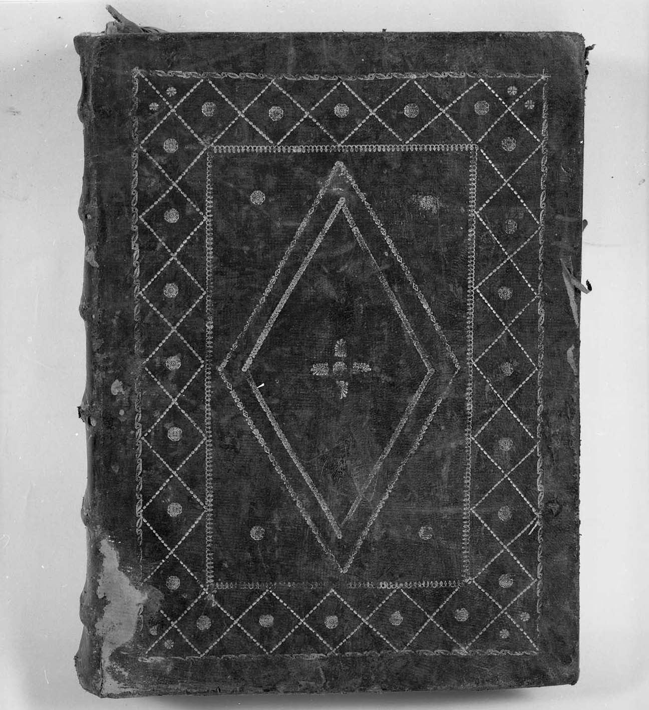 coperta di libro liturgico, elemento d'insieme - bottega veneta (sec. XVIII)