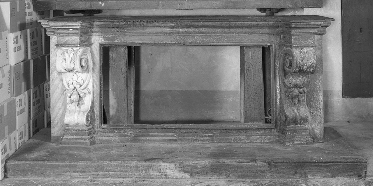 motivi decorativi vegetali (altare - a mensa) - bottega toscana (prima metà sec. XVIII)