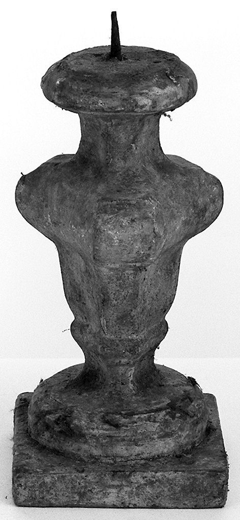 portacandelabro, serie - bottega toscana (secc. XVIII/ XIX)