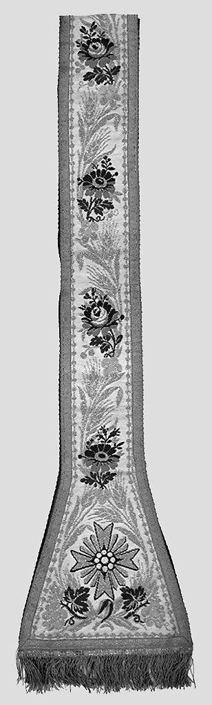 motivi decorativi floreali (stola, elemento d'insieme) - manifattura italiana (prima metà sec. XX)