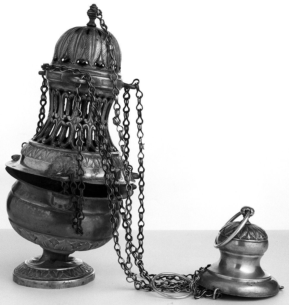 motivi decorativi vegetali (turibolo) - bottega fiorentina (sec. XIX)