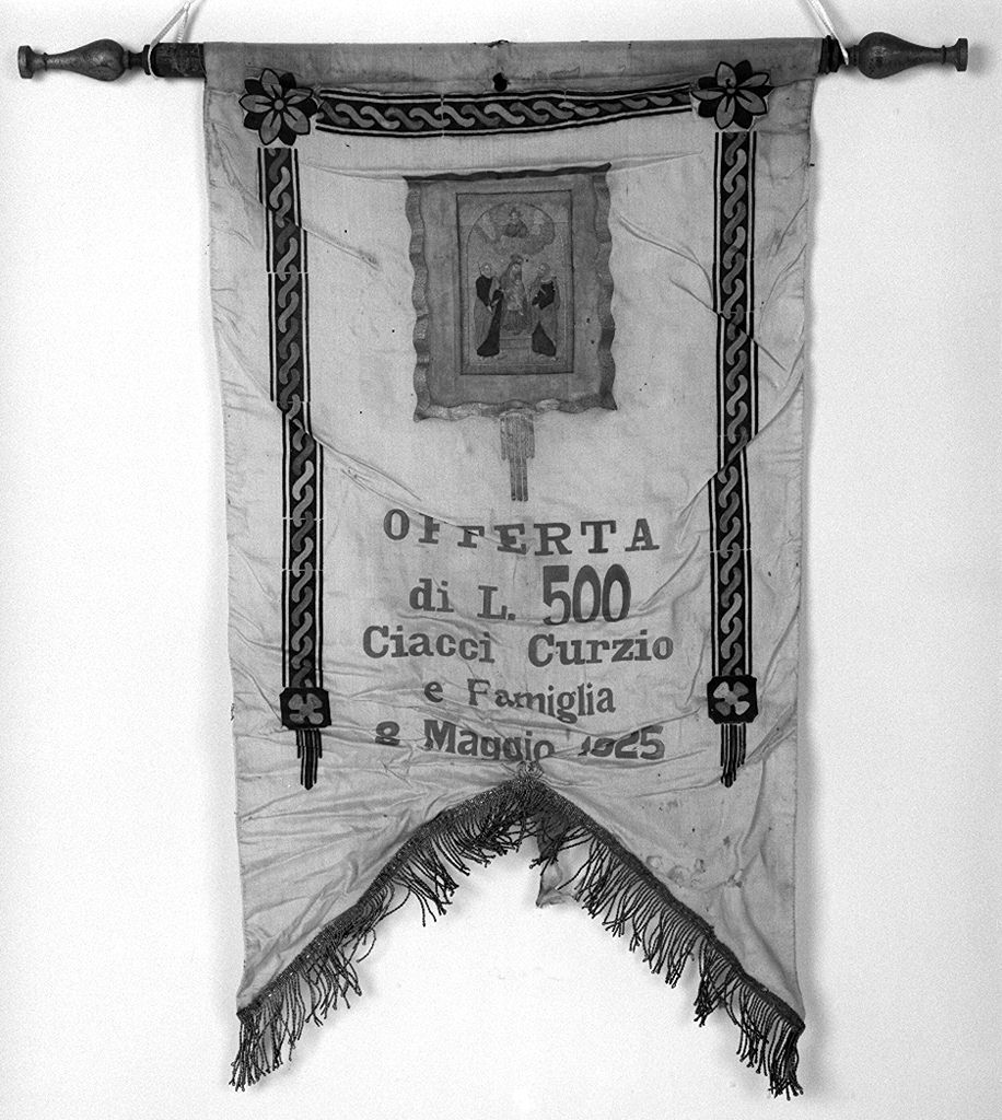 Madonna del Soccorso, Madonna con Bambino tra San Pietro e San Paolo (stendardo) - produzione senese (sec. XX)