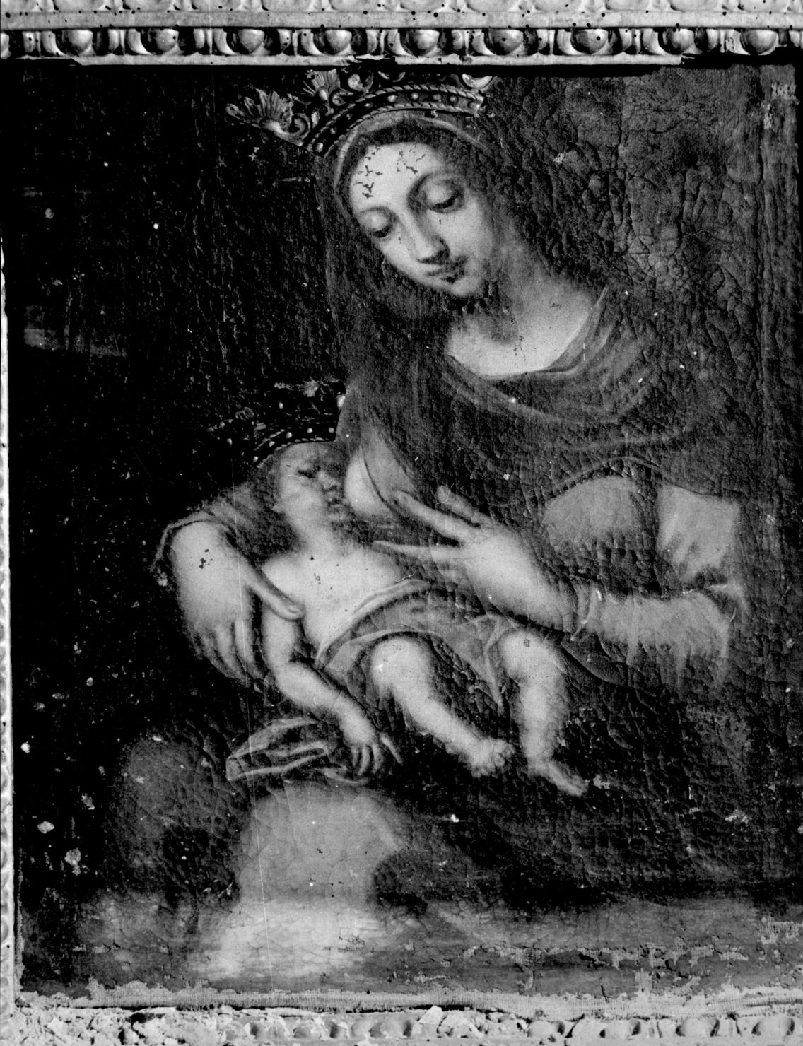 Madonna con Bambino (dipinto, elemento d'insieme) - ambito senese (secc. XVI/ XVII)