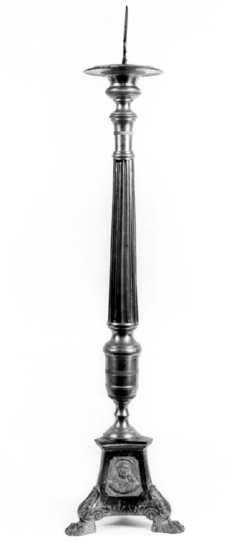 candeliere d'altare, serie - produzione italiana (prima metà sec. XX)