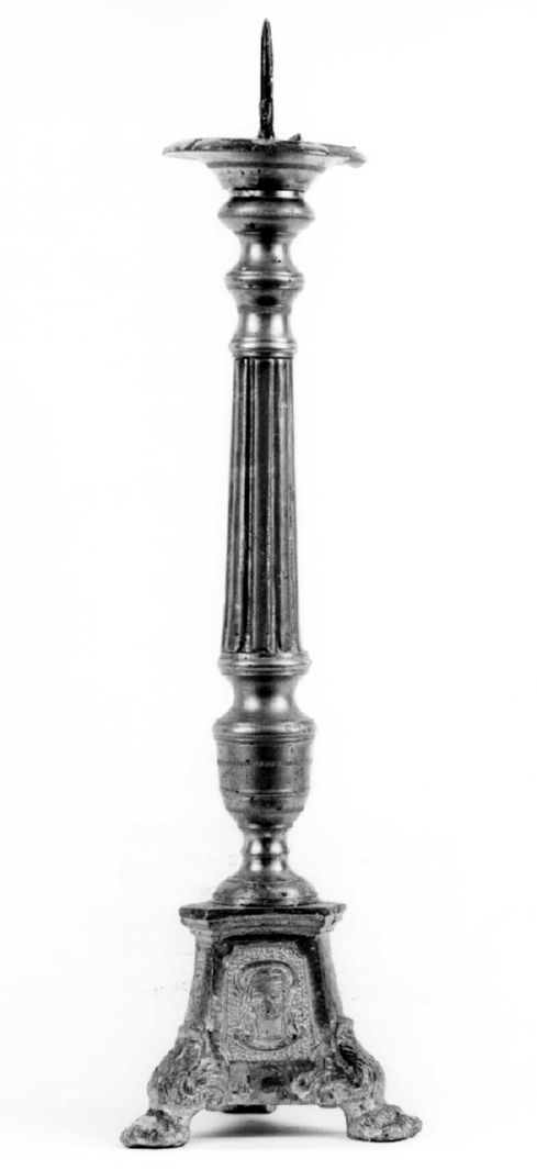 candeliere d'altare, serie - produzione italiana (prima metà sec. XX)