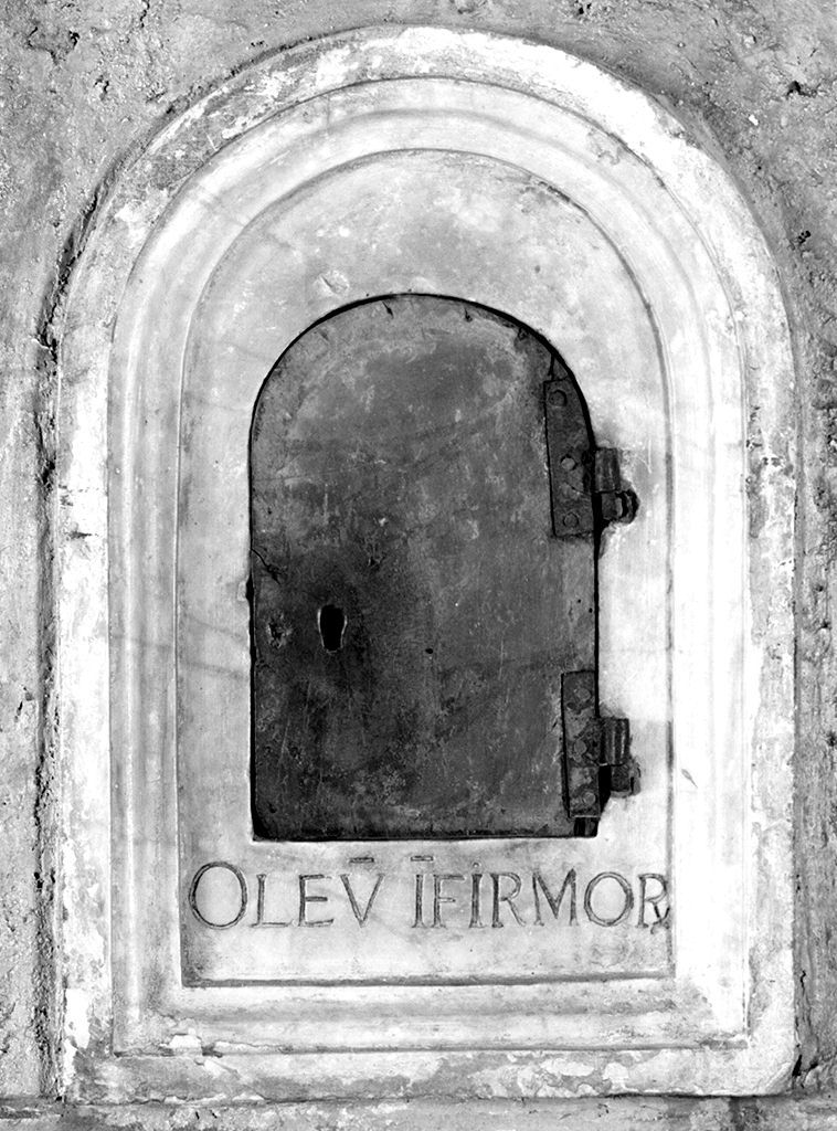 armadietto per oli santi - bottega senese (secc. XV/ XVI)