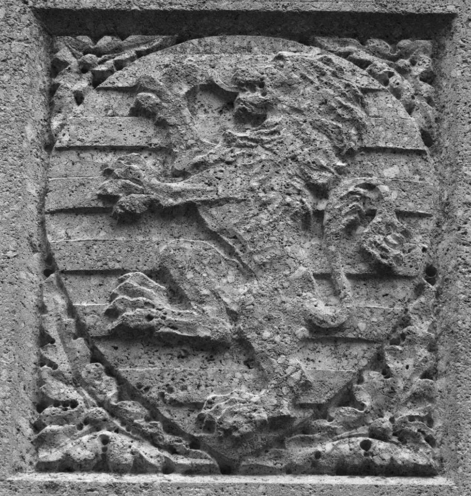 lapide commemorativa - bottega senese (sec. XX)