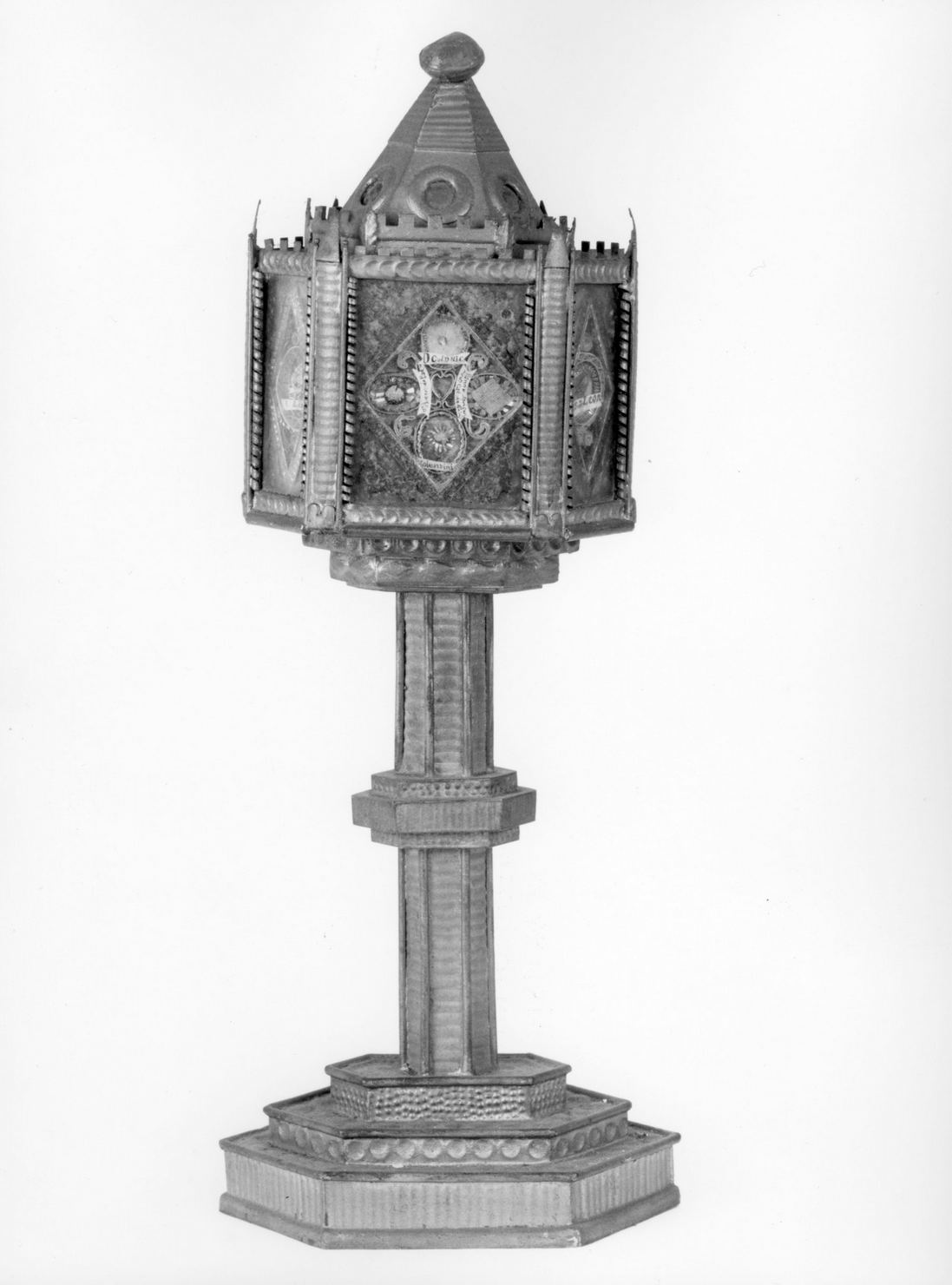 reliquiario a pisside - bottega senese (seconda metà sec. XIX)