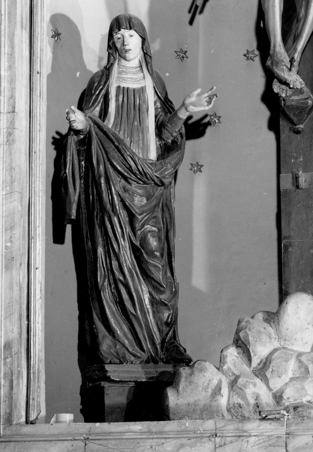 Madonna Addolorata (statua, elemento d'insieme) di Giovanni di Stefano (ultimo quarto sec. XV)