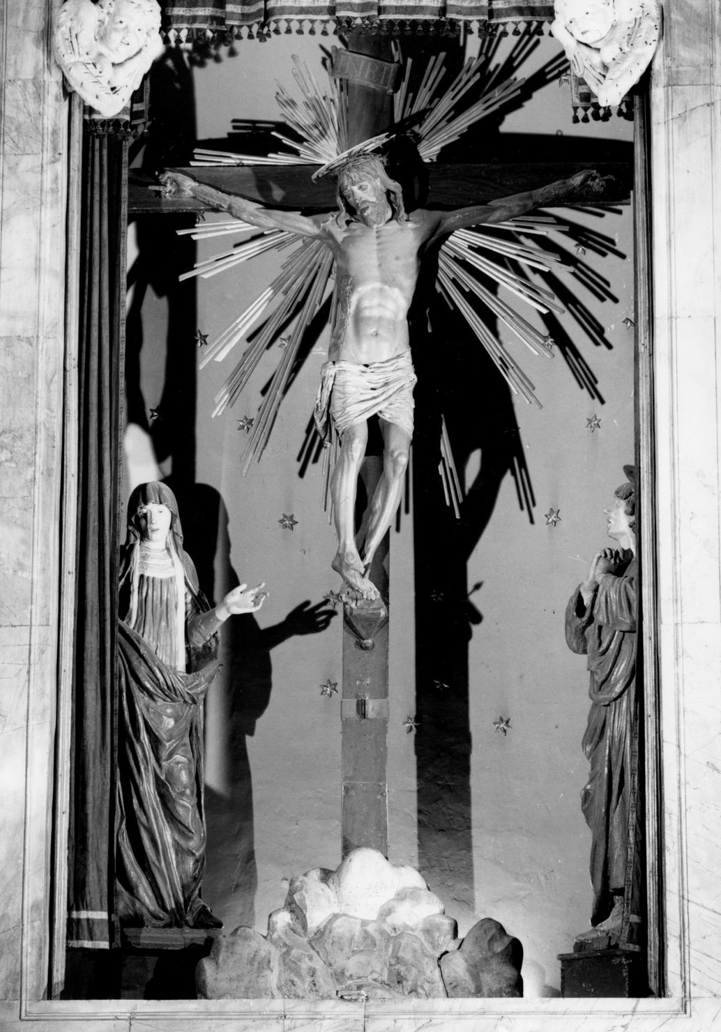 Cristo crocifisso (statua, elemento d'insieme) di Giovanni di Stefano (ultimo quarto sec. XV)