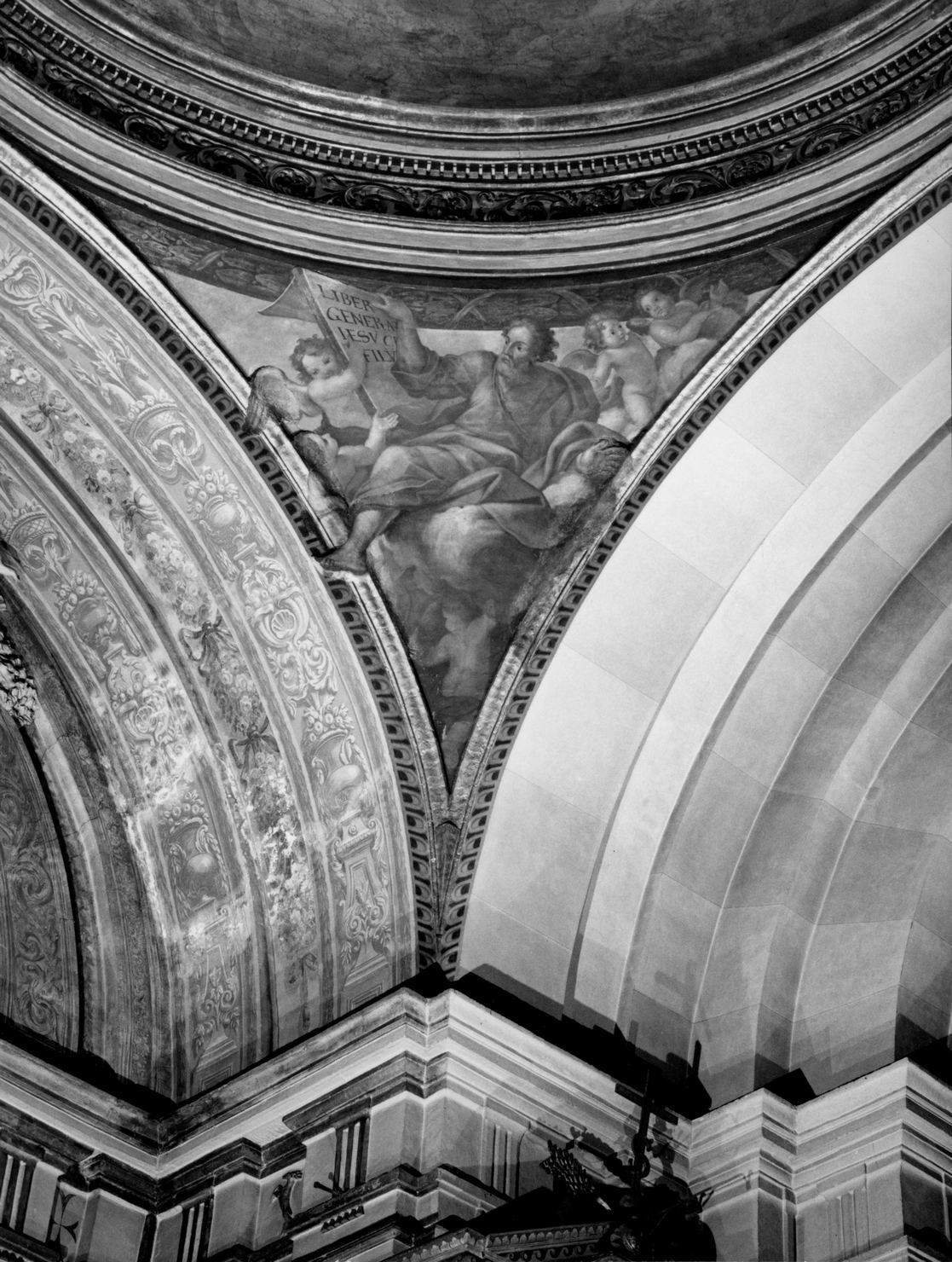 San Matteo Evangelista (dipinto, elemento d'insieme) di Mazzuoli Annibale (ultimo quarto sec. XVII)